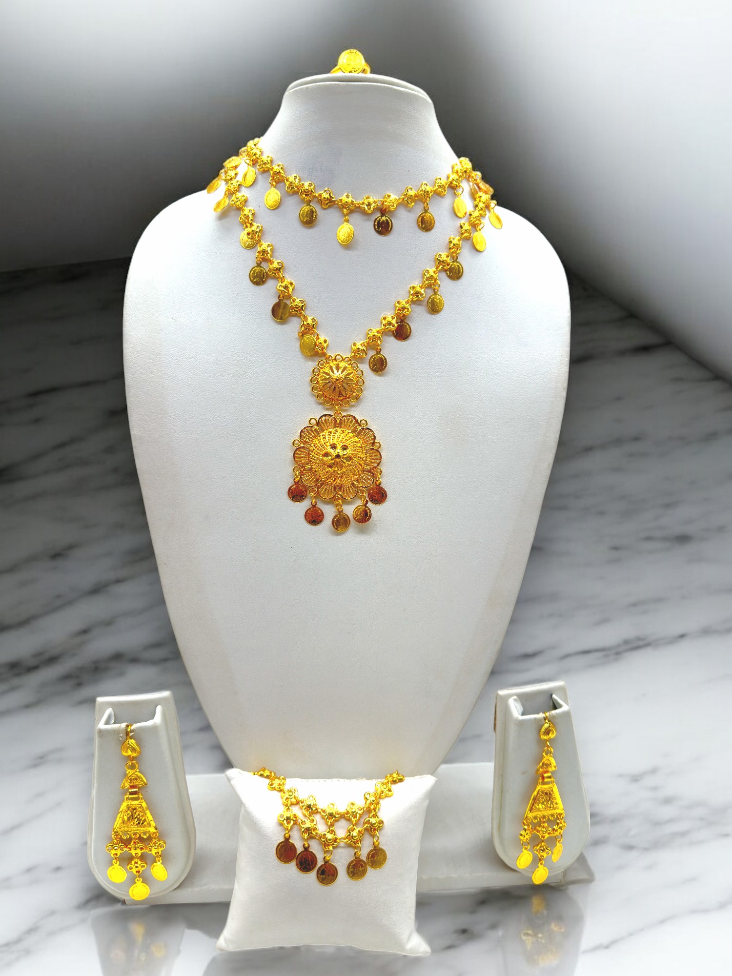 Martasha Set - Aurum Duo Collection By Amit Chauhan And Sons