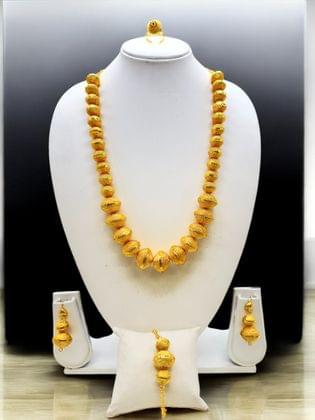 Muraya Set - A Collection By Amit Chauhan And Sons