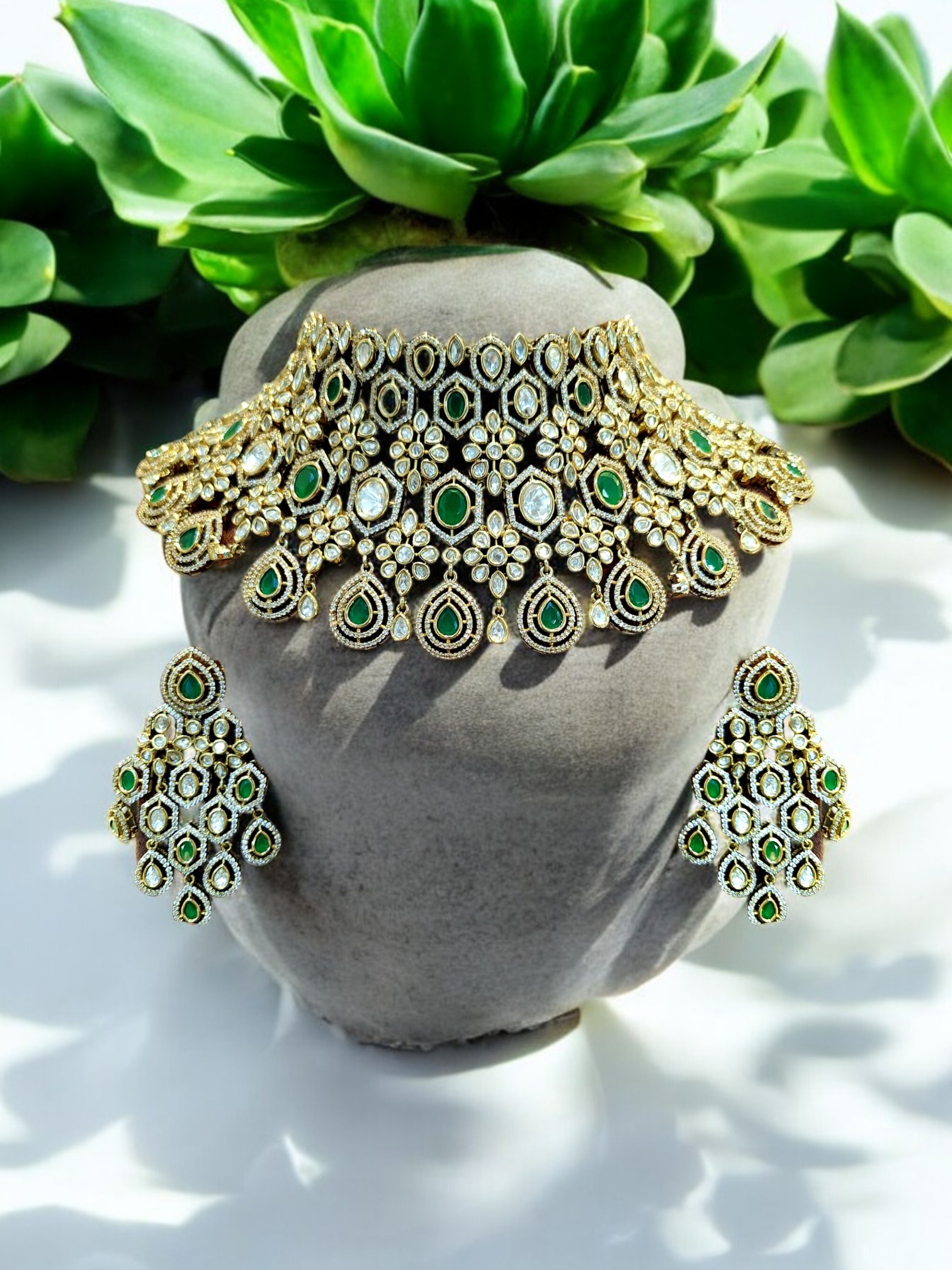 Emerald Bliss - The Royal Bride by Dia Art Jewels