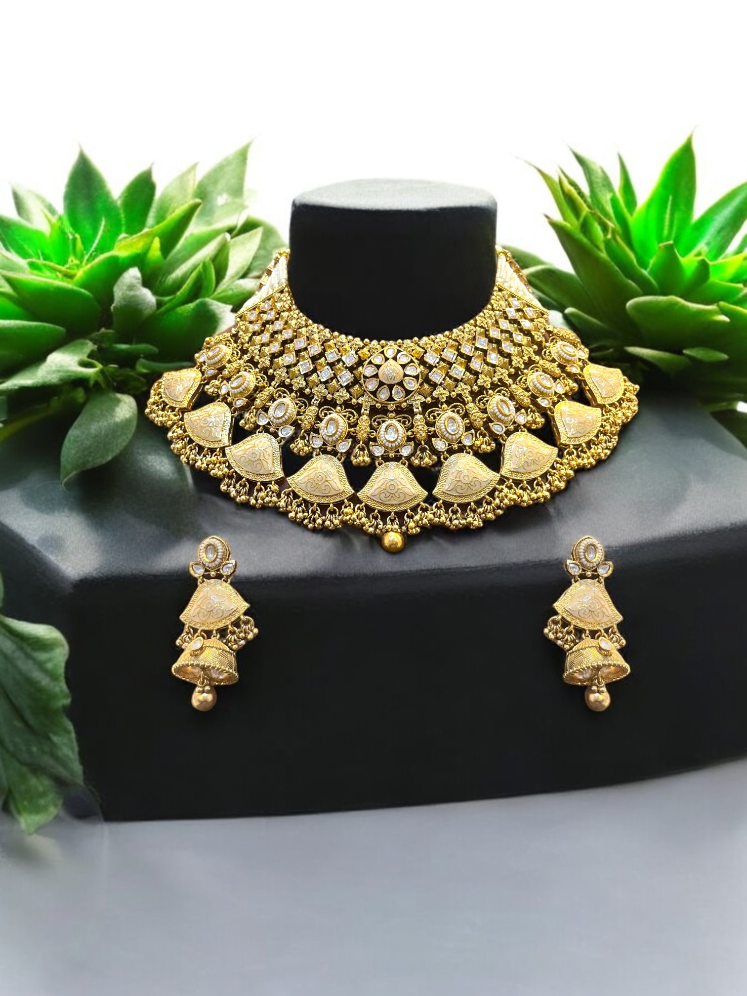 Imperial Elegance - The Royal Bride by Dia Art Jewels