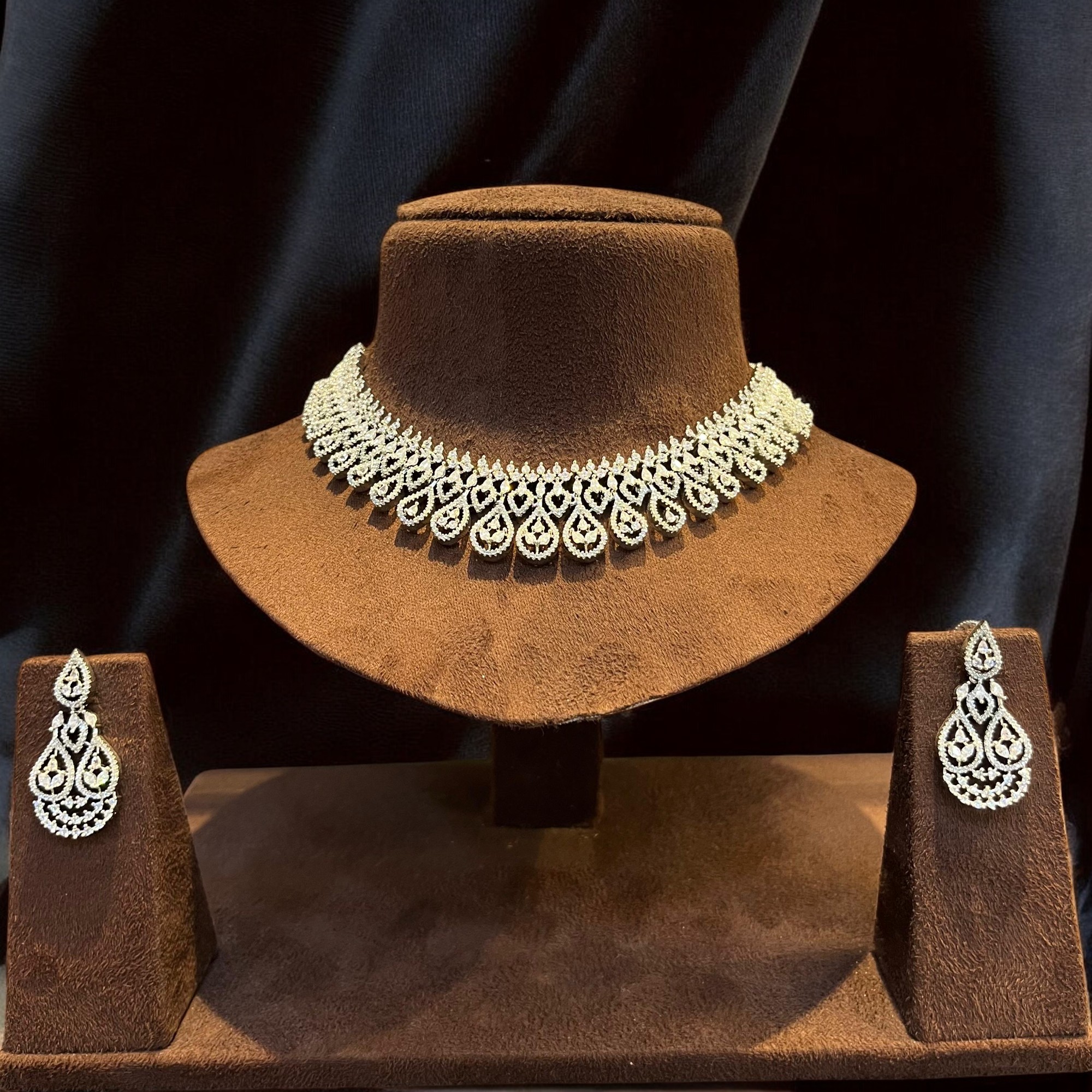 Royal Radiance - Majestic Bride By Dia Art Jewels