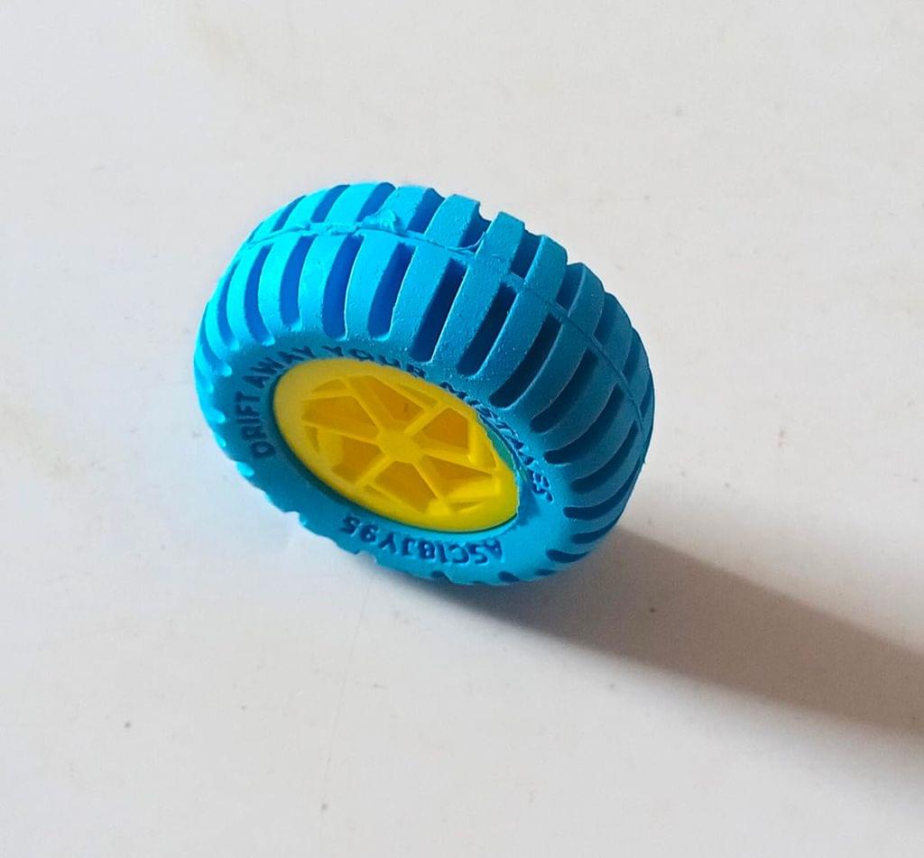 DOMS Mini E-Racer Wheel Shape Erasers Pack of 5 | Attractive Colors| Better Grip, Clean & Neat Erasing| Best Birthday Gift for Children