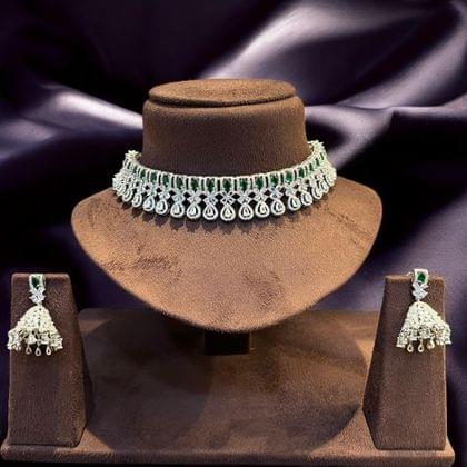 Emerald Elegance - Majestic Bride by Dia Art Jewels