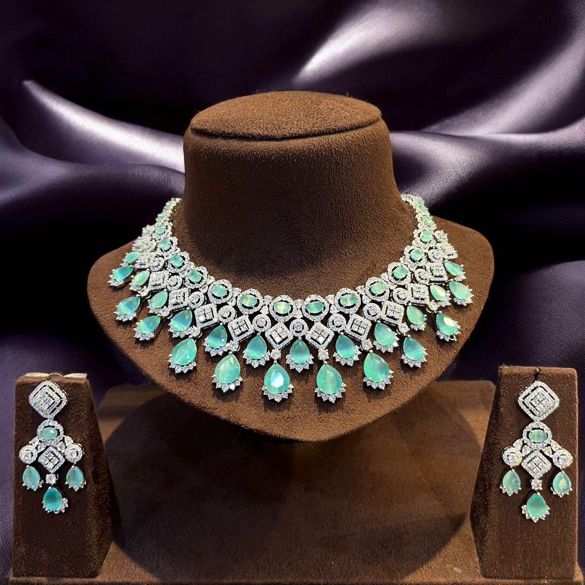 Diamond Diva - Majestic Bride By Dia Art Jewels 